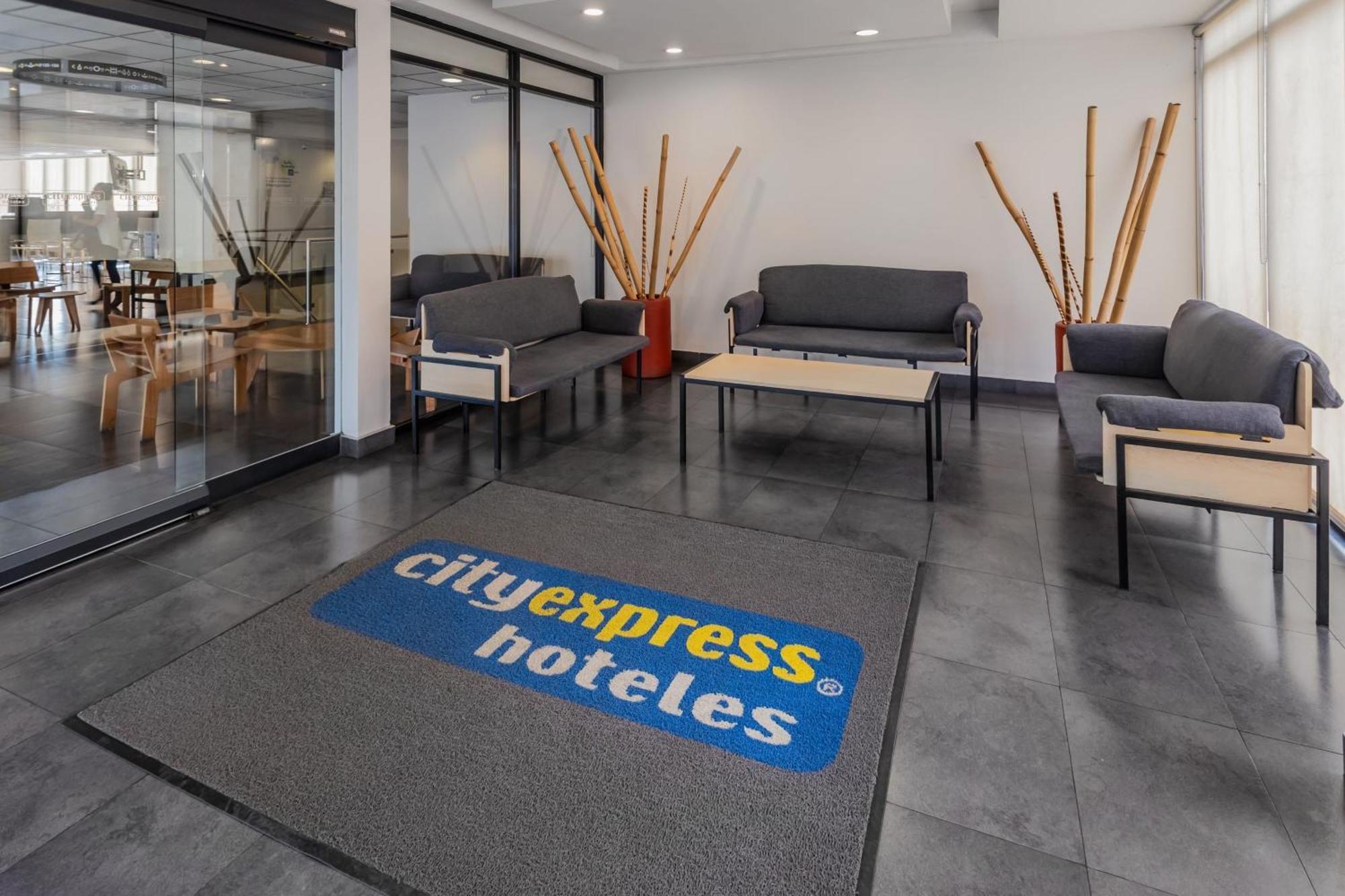 City Express By Marriott Oaxaca Zewnętrze zdjęcie